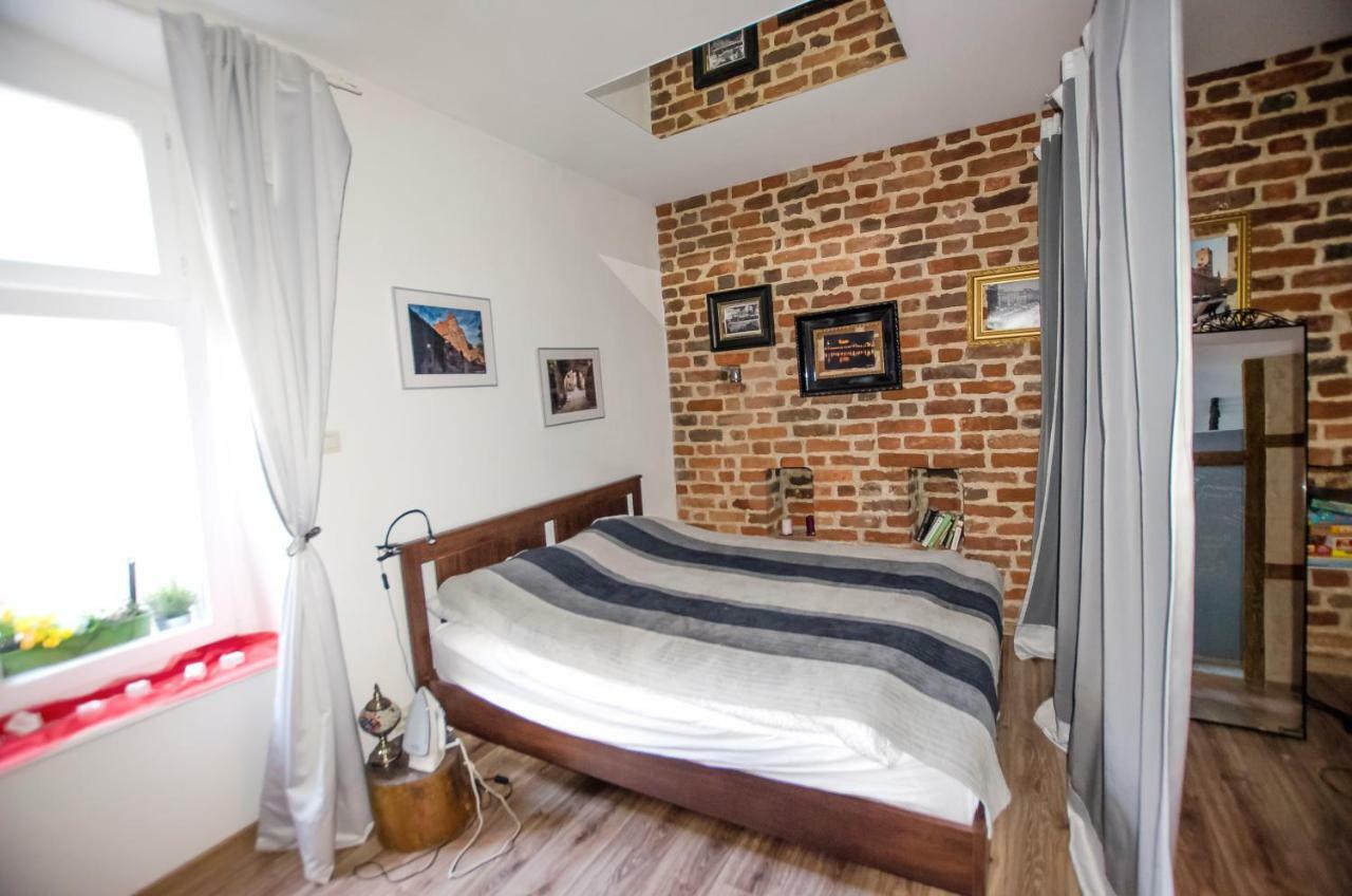 Apartament Gra - Gothic House Торунь Экстерьер фото